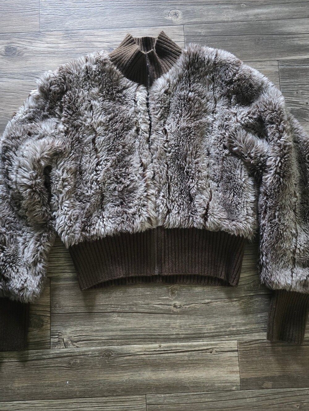 Vintage Y2K Rave Brand Women's Size L Brown Cropped Faux Fur Bomber Jacket